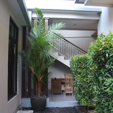 Room Valka Bali Seminyak ภายนอก รูปภาพ