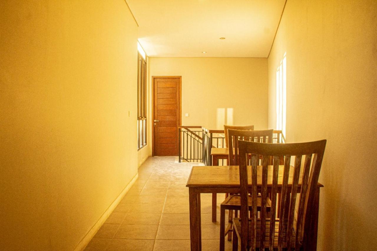 Room Valka Bali Seminyak ภายนอก รูปภาพ