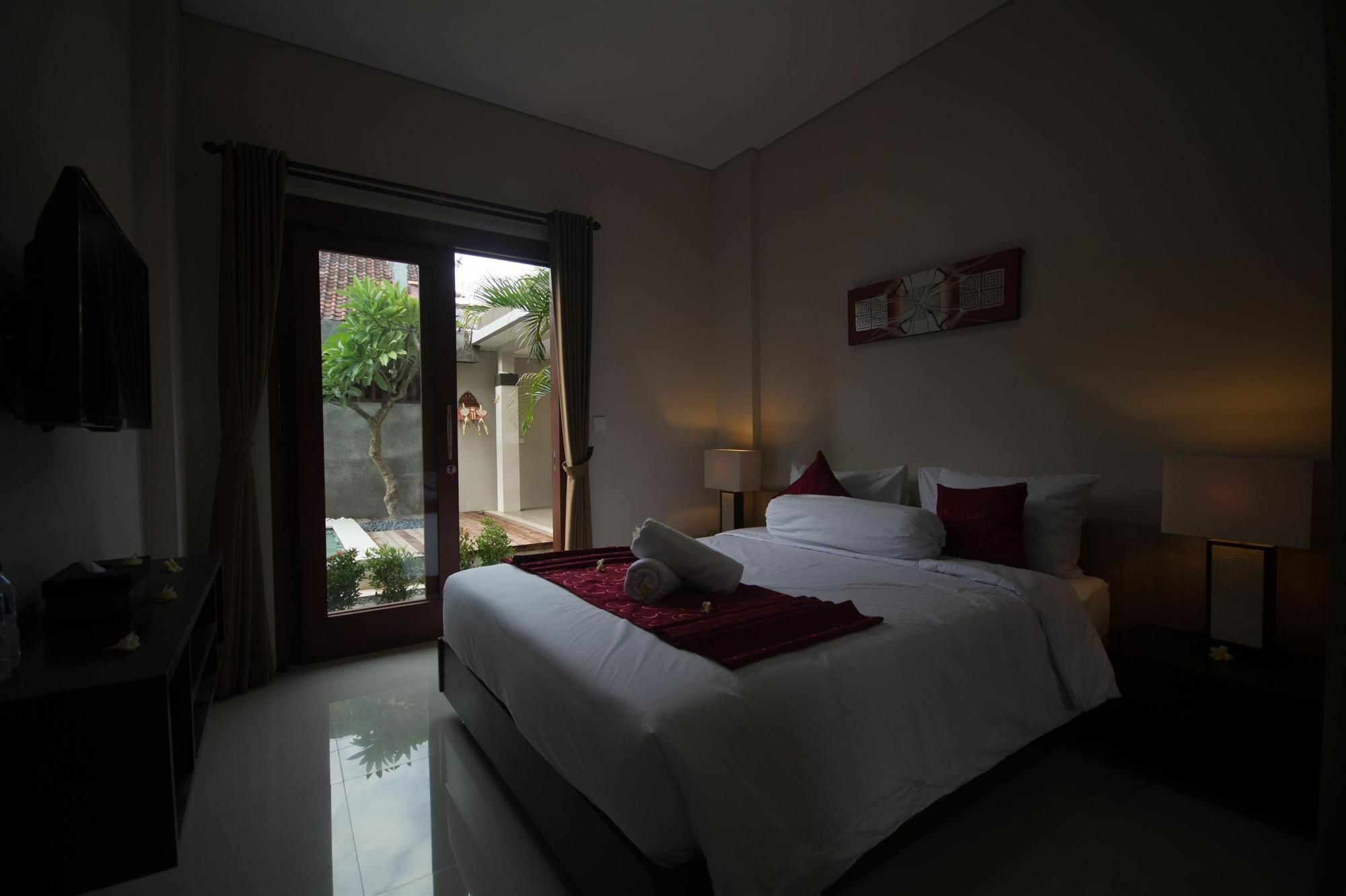 Room Valka Bali Seminyak ภายนอก รูปภาพ