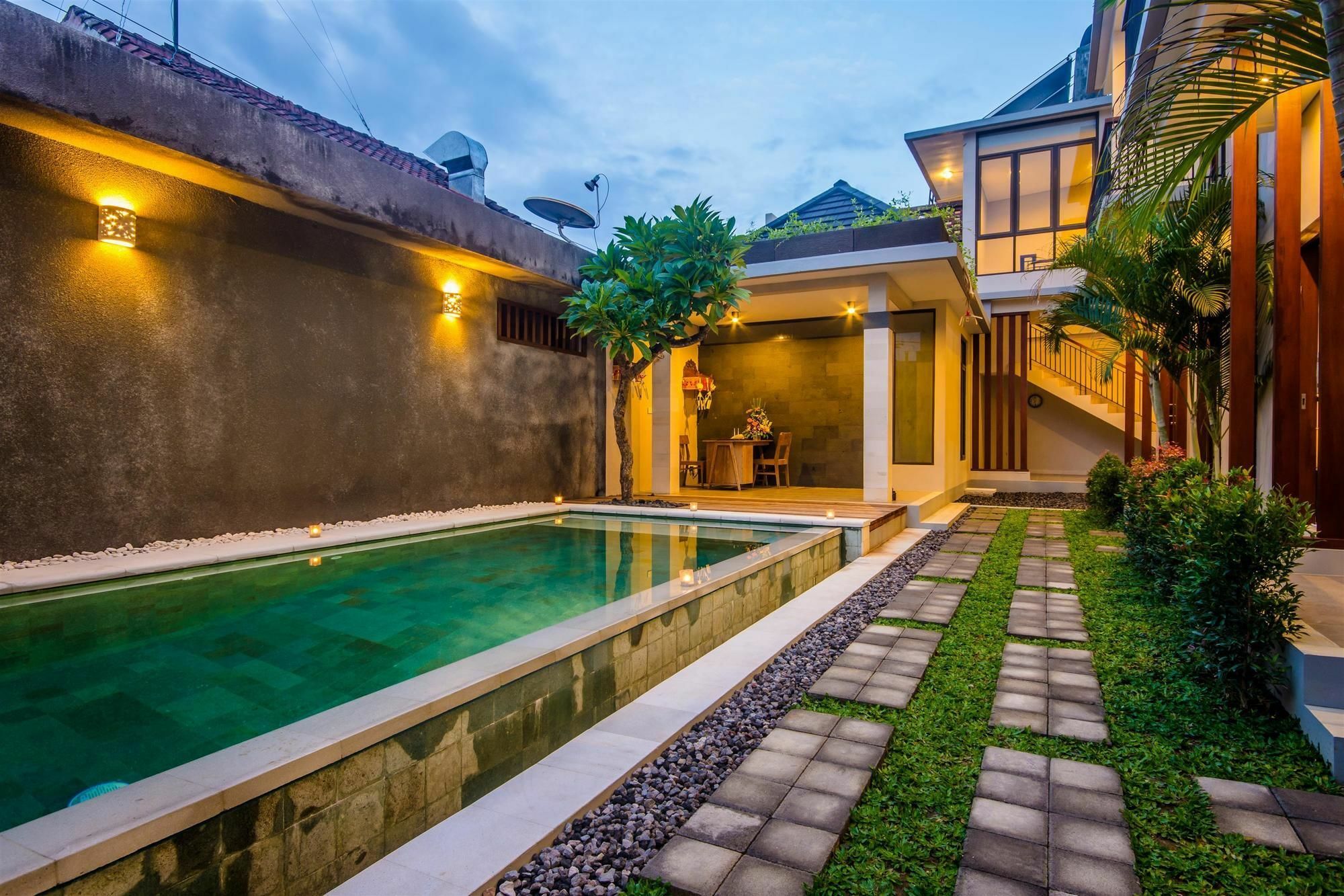 Room Valka Bali Seminyak ภายนอก รูปภาพ