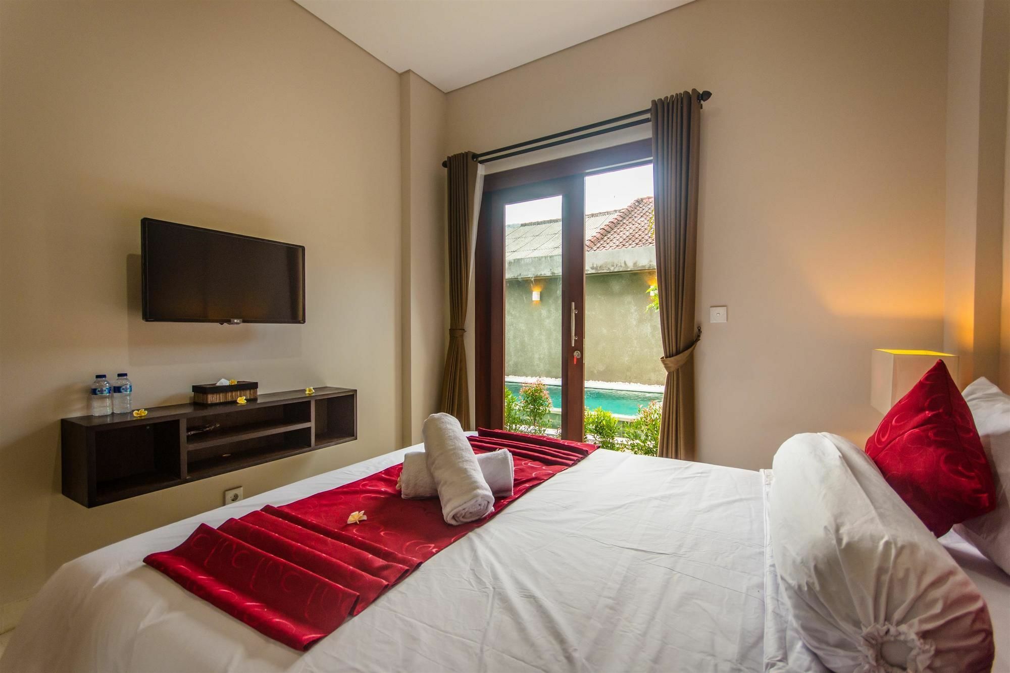 Room Valka Bali Seminyak ภายนอก รูปภาพ